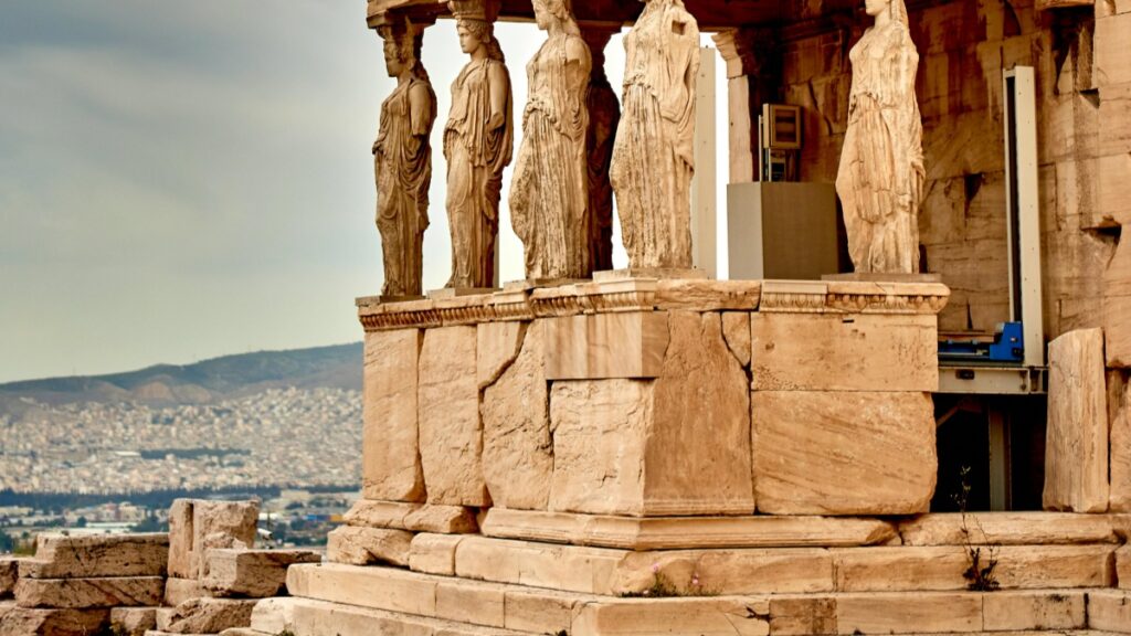 How Moldova Telegram bloggers can collaborate with Canada advertisers in 2025