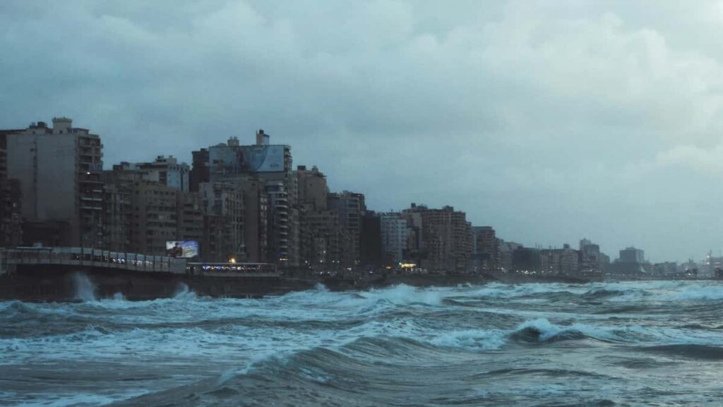 How Moldova WhatsApp bloggers can collaborate with Ukraine advertisers in 2025