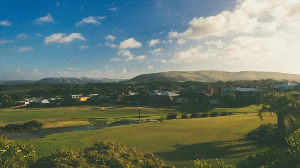 2025 United Arab Emirates YouTube All-Category Advertising Rate Card în Moldova