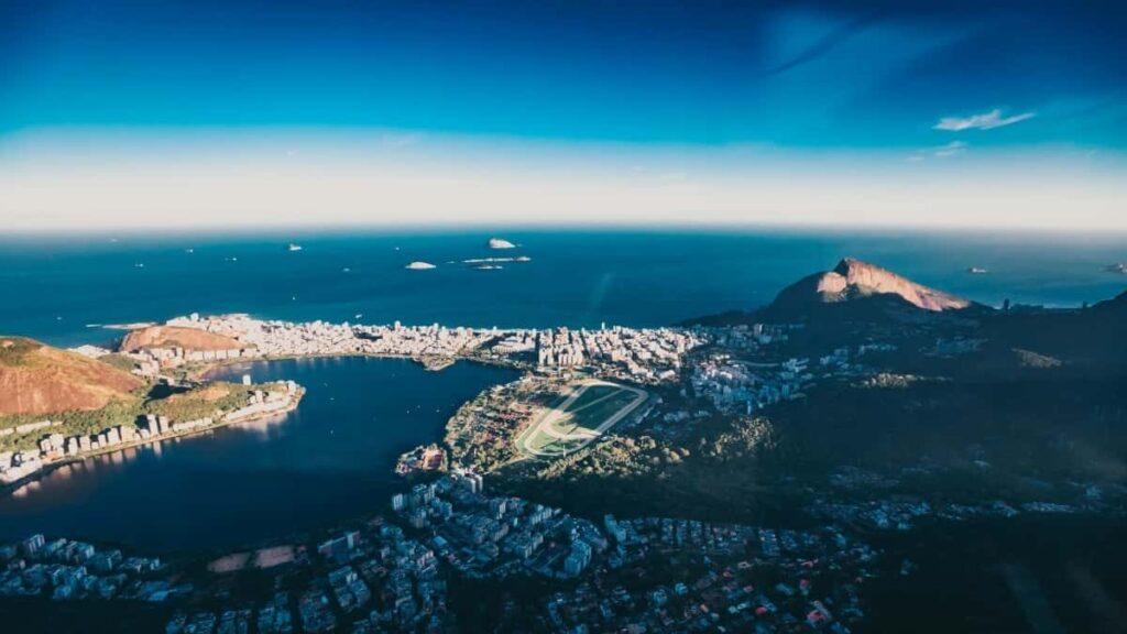 2025 United Kingdom WhatsApp AllCategory Advertising Rate Card pentru Moldova