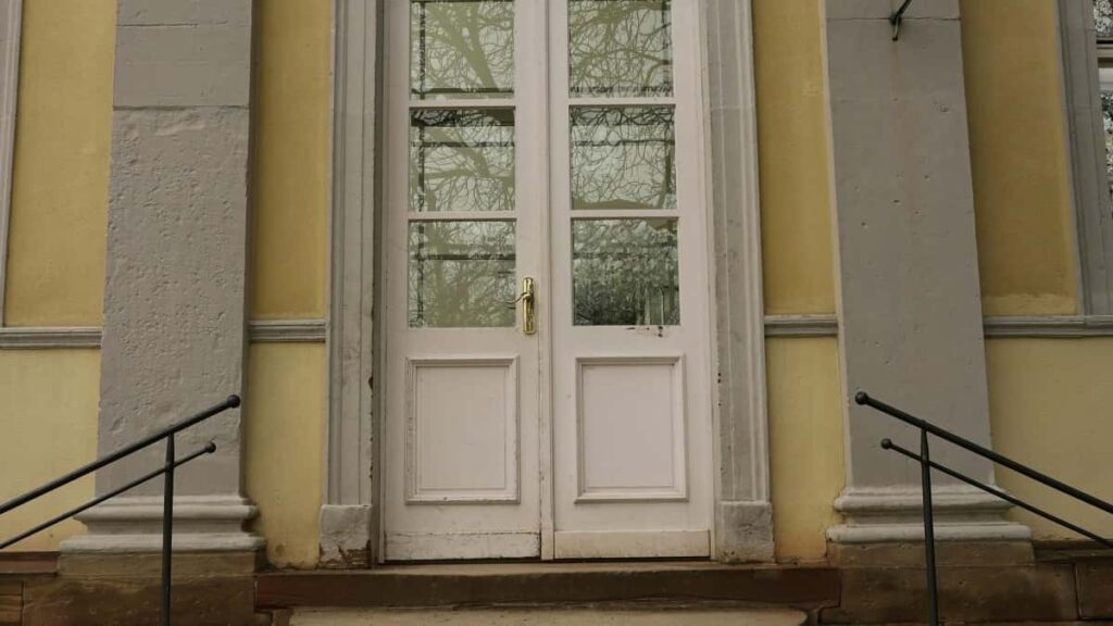 2025 Netherlands TikTok AllCategory Advertising Rate Card Moldova