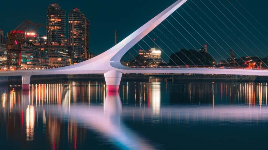 2025 South Korea WhatsApp advertising rate card pentru Moldova