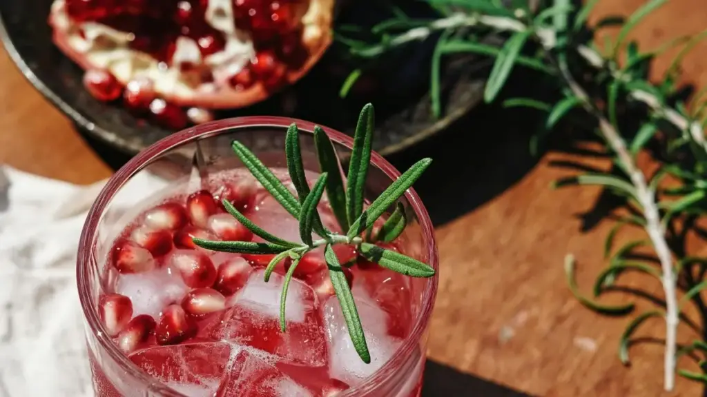 "Ghid practic pentru creatori din Moldova: cum să contactezi branduri japoneze pe LINE şi să co-creaţi bundle-uri exclusive, cu tactici de pitching, presale şi logistică."