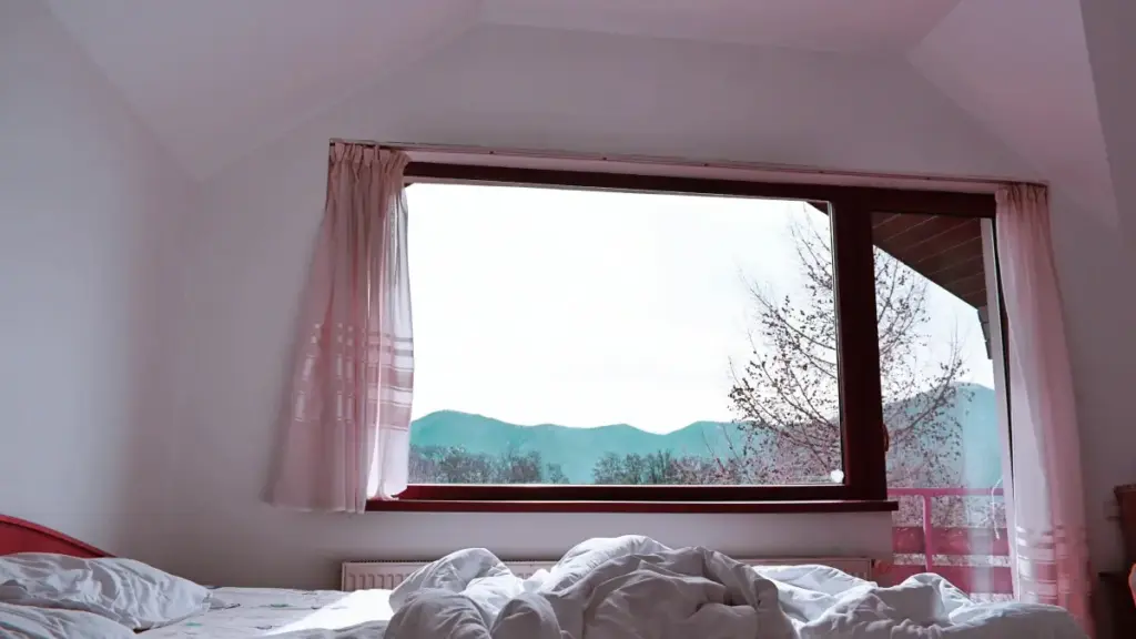 Ghid practic pentru creatori din Moldova: cum să găsești și contactezi branduri din Uzbekistan pe Jingdong (JD) pentru provocări gameplay. Pași, mesaje, KPI și resurse utile.