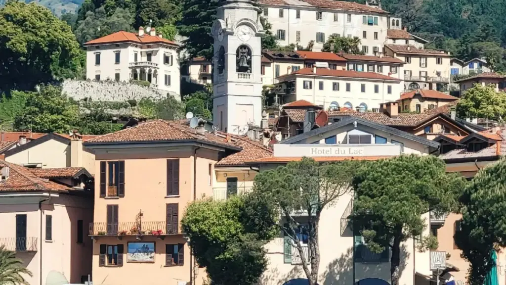 Ghid practic pentru advertisori din Moldova: cum să identifici, verifici și să colaborezi cu creatori Amazon din Georgia pentru vloguri live la evenimente.