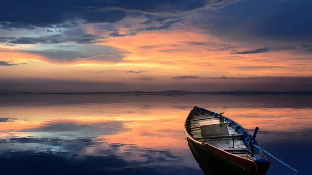 Ghid practic pentru advertiserii din Moldova: cum identifici și închei parteneriate durabile cu creatorii Rumble din Serbia, cu exemple (Russell Brand) și trending AI în recomandări.