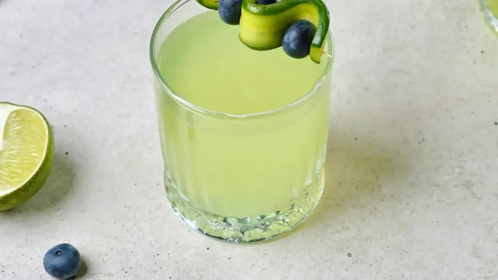 Ghid practic pentru advertiserii din Moldova: cum să identifici, contactezi și testezi concepte de produs cu creatori iranieni pe WhatsApp — tactici, riscuri şi instrumente utile.