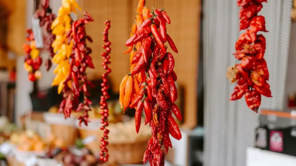 Ghid practic pentru creatori din Moldova: pași, platforme, tactici de outreach și idei de conținut follow‑up când lucrezi cu branduri din Bangladesh pe OnlyFans.