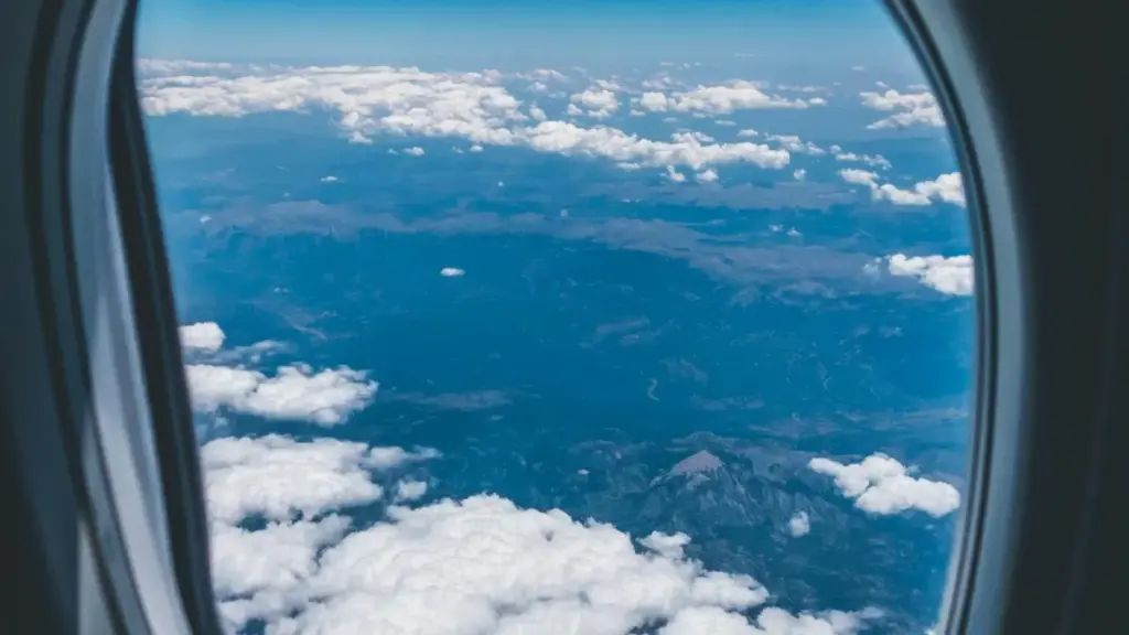 Ghid practic pentru creatori din Moldova: strategii reale ca să contactezi branduri din Letonia pe Telegram, să propui conținut follow-up pentru fani și să securizezi colaborări care convertesc.