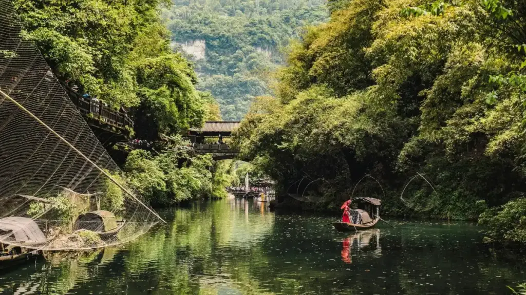 Ghid practic pentru advertiserii din Moldova: cum identifici, verifici și activezi creatori Pinterest din Elveția pentru campanii esports eficiente și autentice.