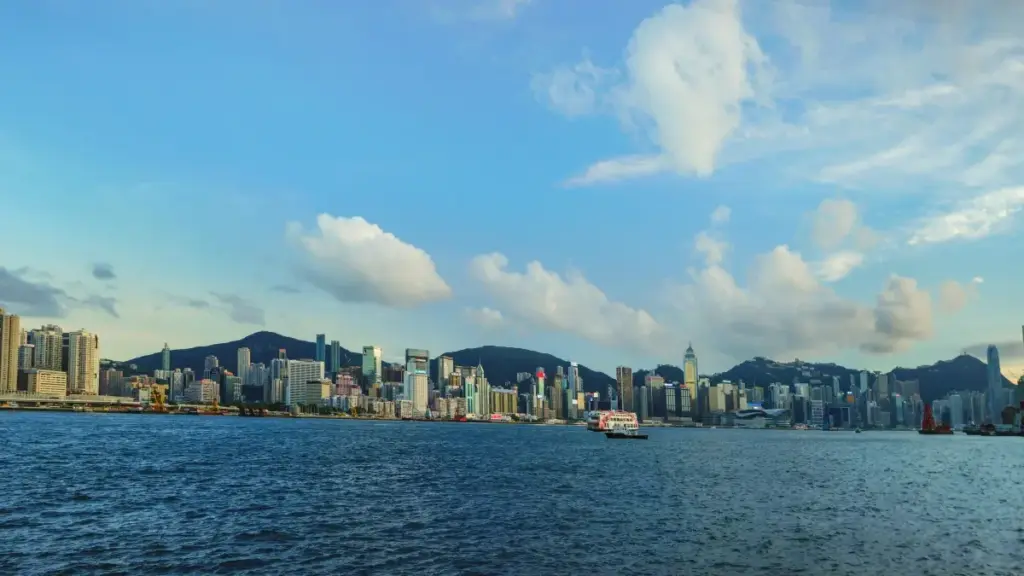 Ghid practic pentru advertiserii din Moldova: cum identifici creatori Reddit din Coreea de Sud și-i convertești în vânzători eficienți — tactici, platforme, riscuri și măsurători.