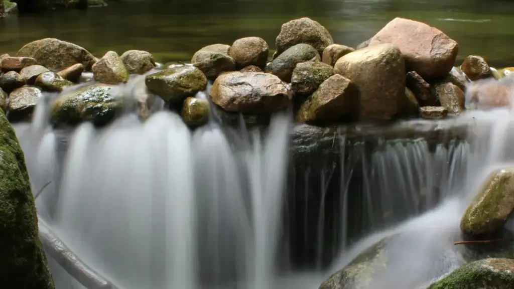 Ghid practic pentru creatori din Moldova: pași concreți, canale și modele de ofertă ca să atragi branduri din Republica Cehă pe Disney+ și să le legi de publisheri de jocuri.